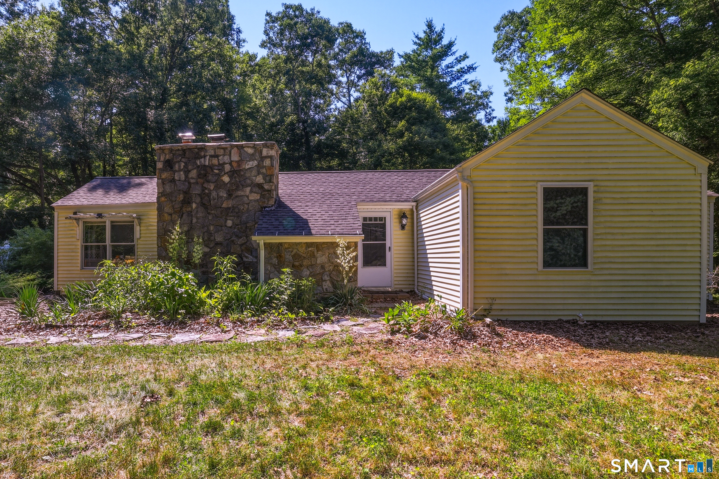 631 Warrenville Road Mansfield CT 06250