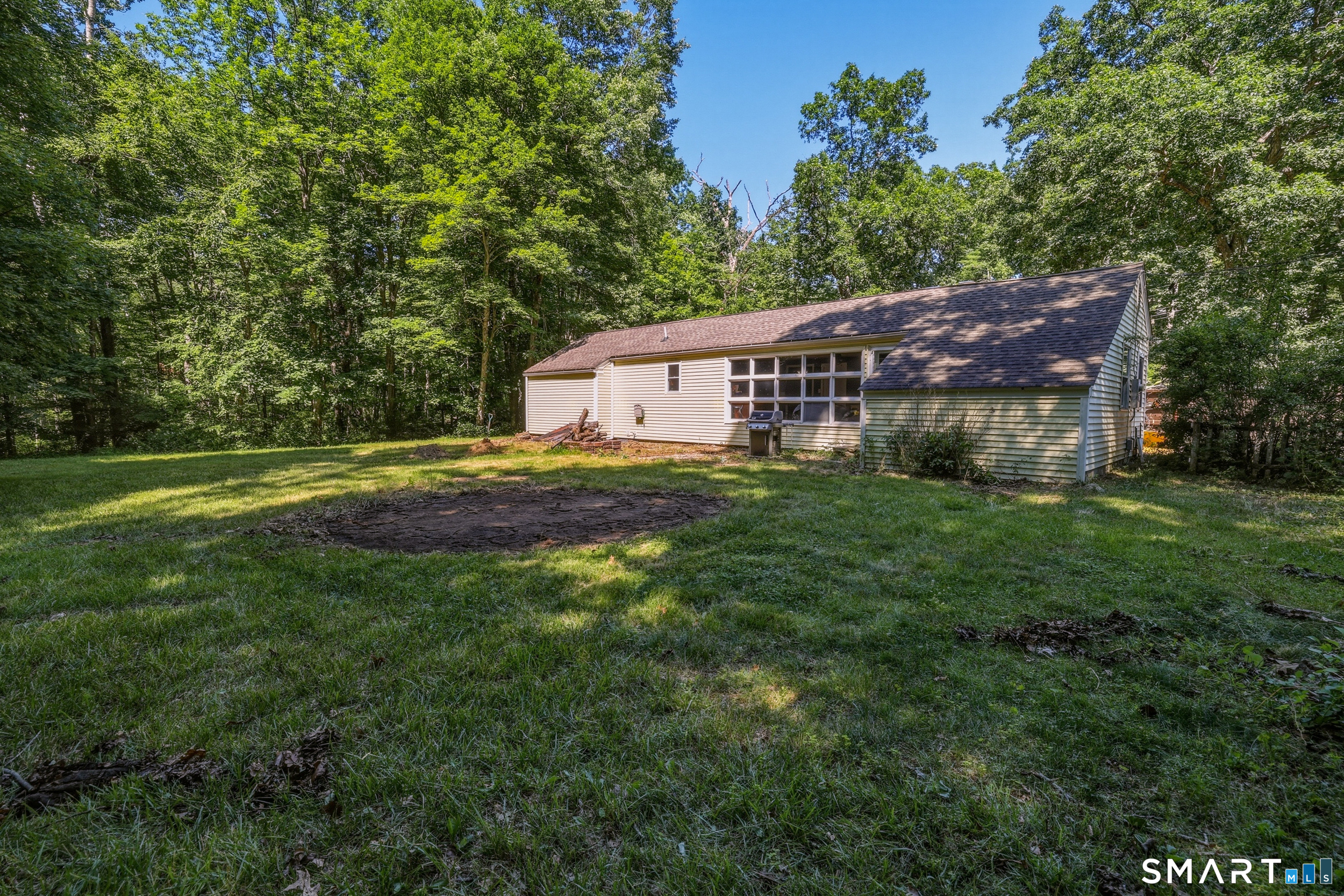 631 Warrenville Road Mansfield CT 06250