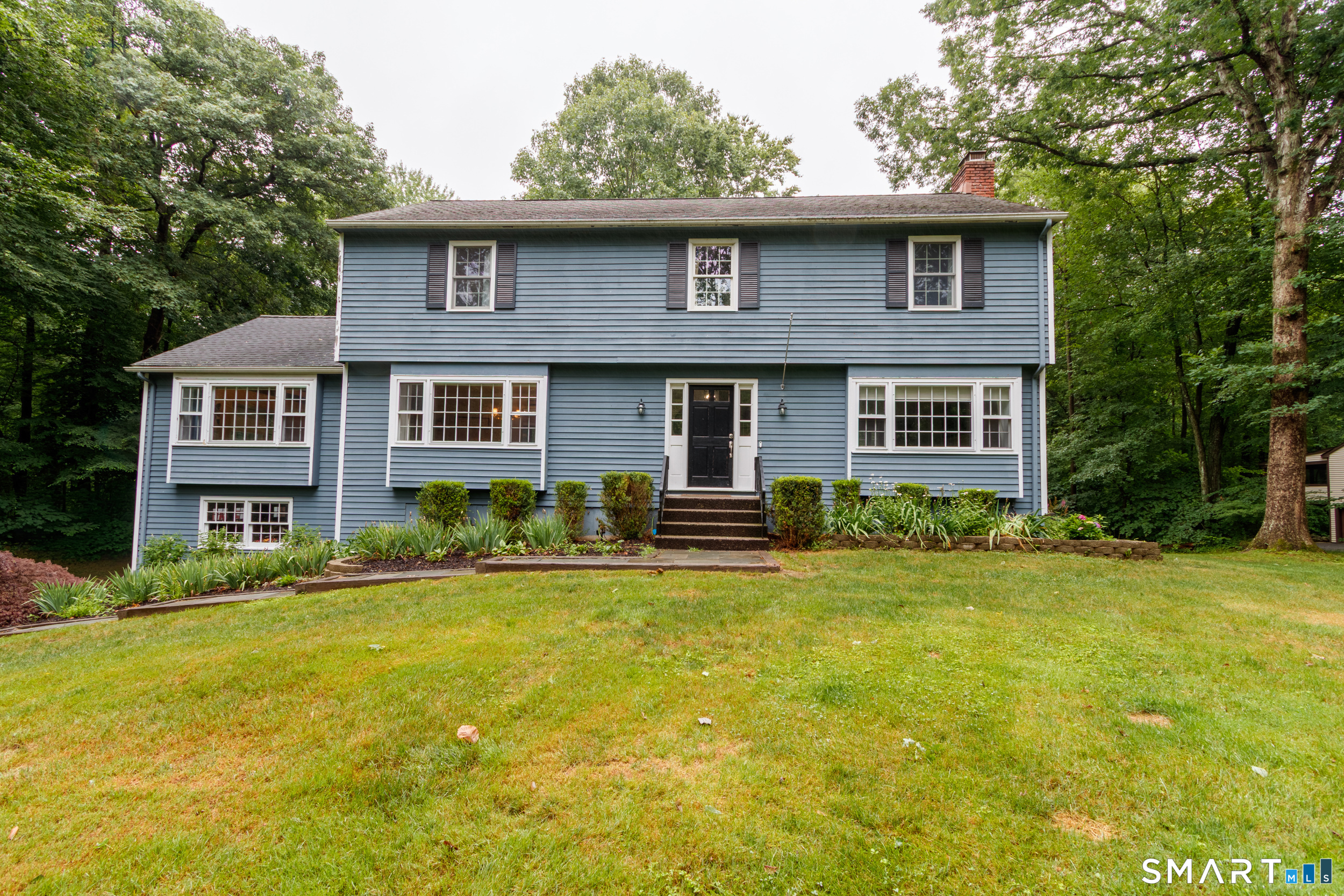 41 Fieldcrest Drive Ridgefield CT 06877