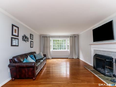41 Fieldcrest Drive Ridgefield CT 06877