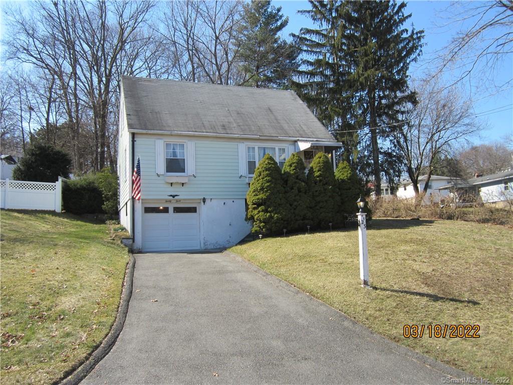 23 Ashland Avenue Waterbury CT 06708