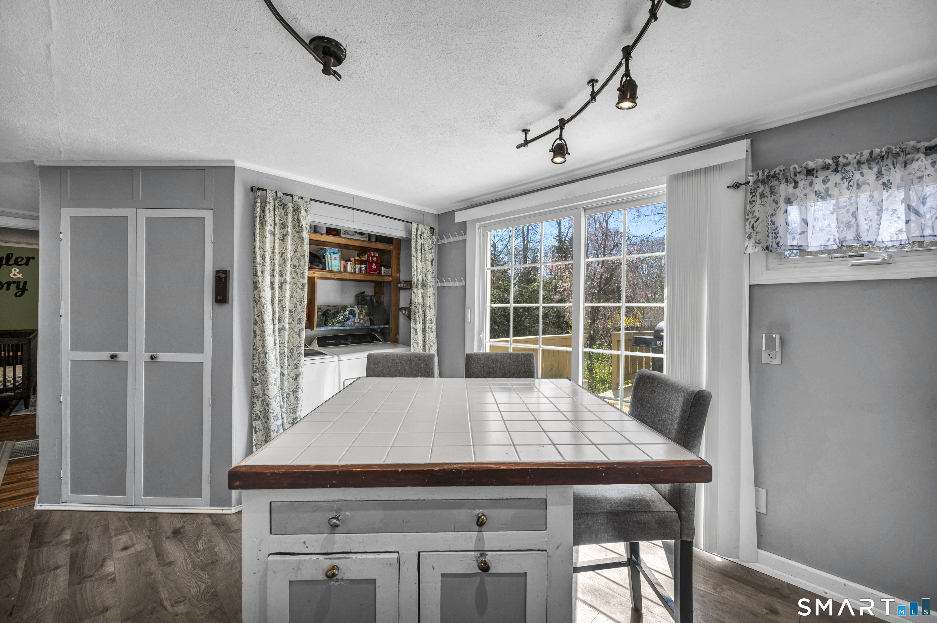 28 Rocky Ledge Drive Clinton CT 06413