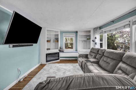 28 Rocky Ledge Drive Clinton CT 06413