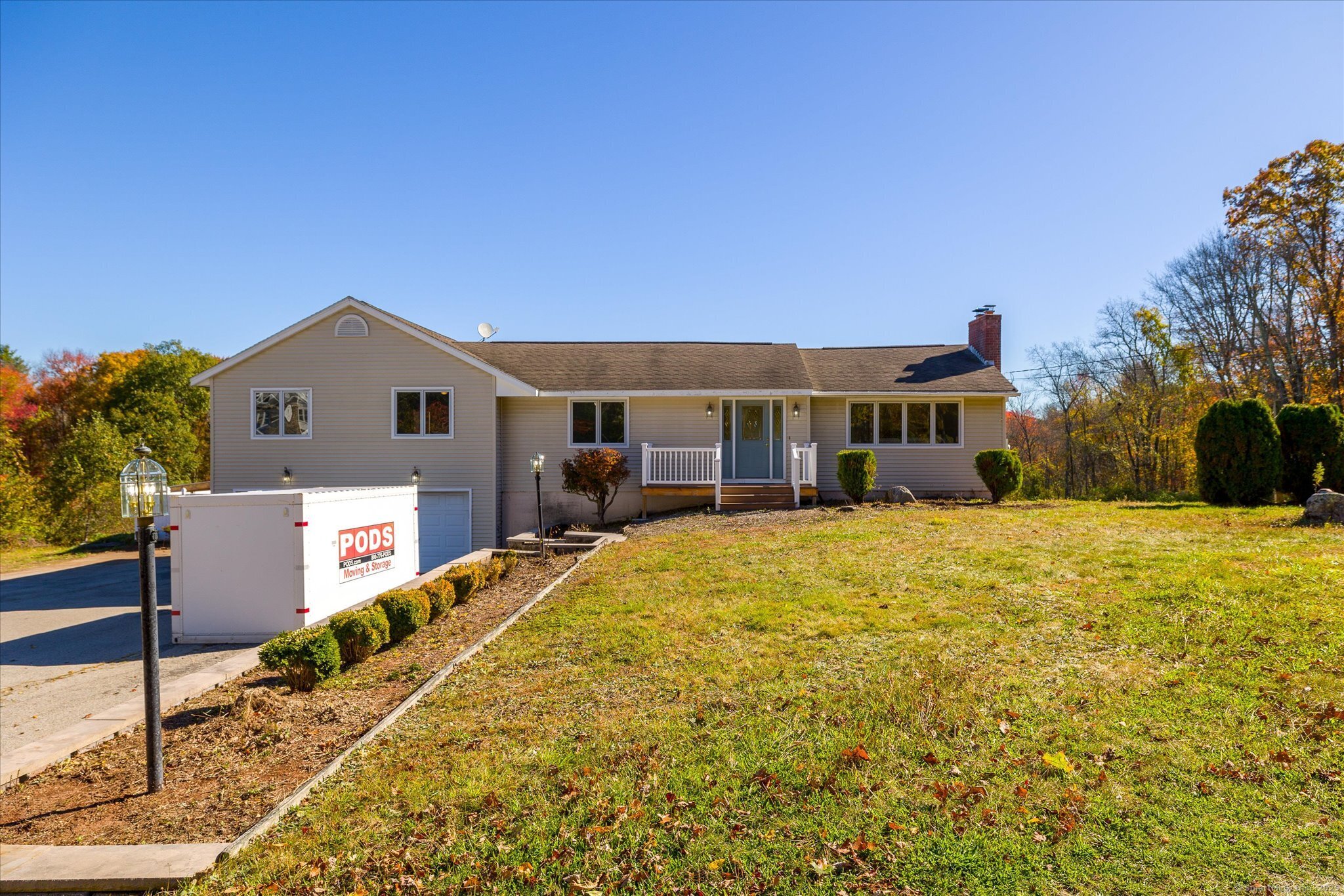 827 Thompson Road Thompson CT 06277