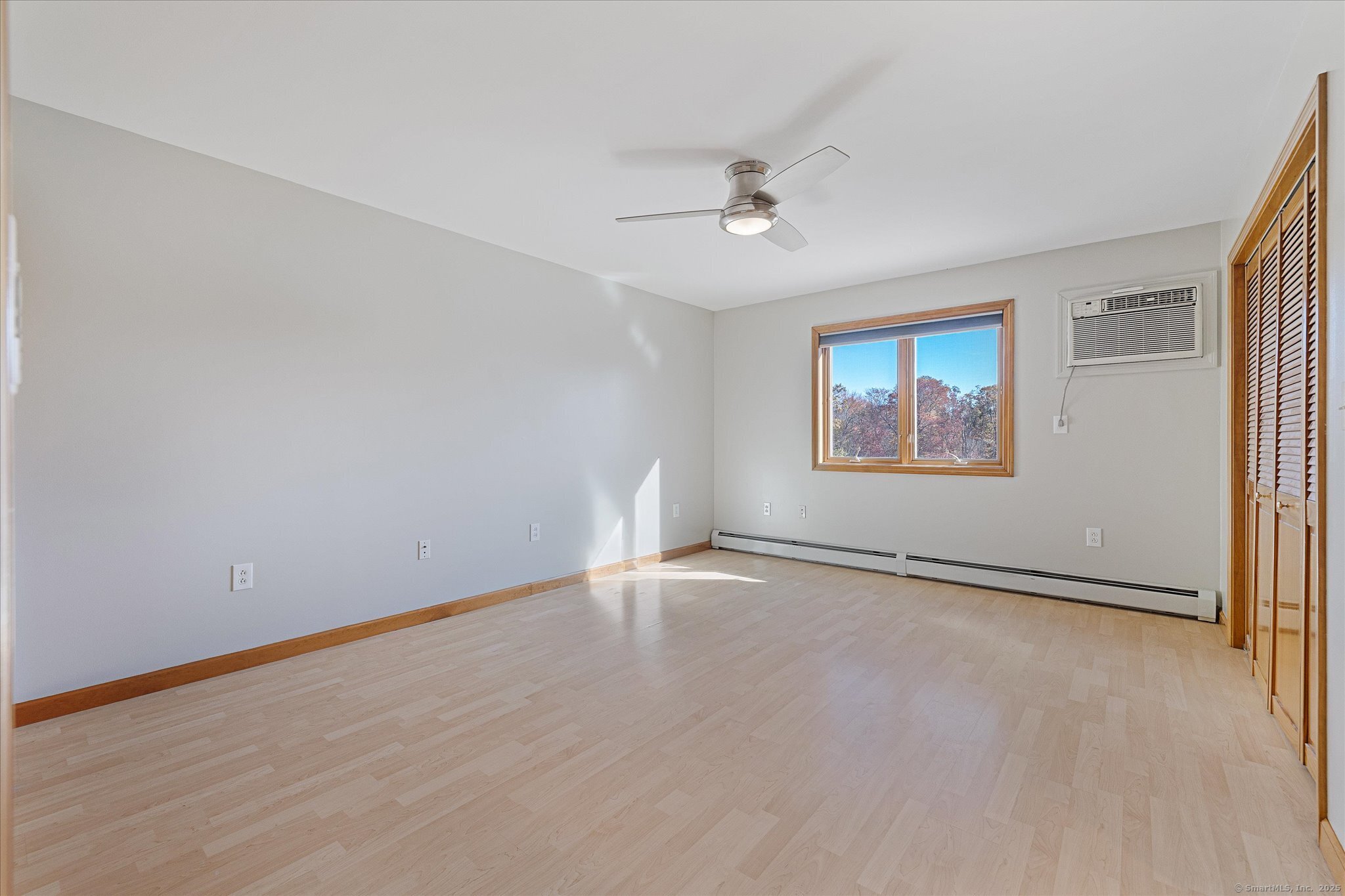 827 Thompson Road Thompson CT 06277