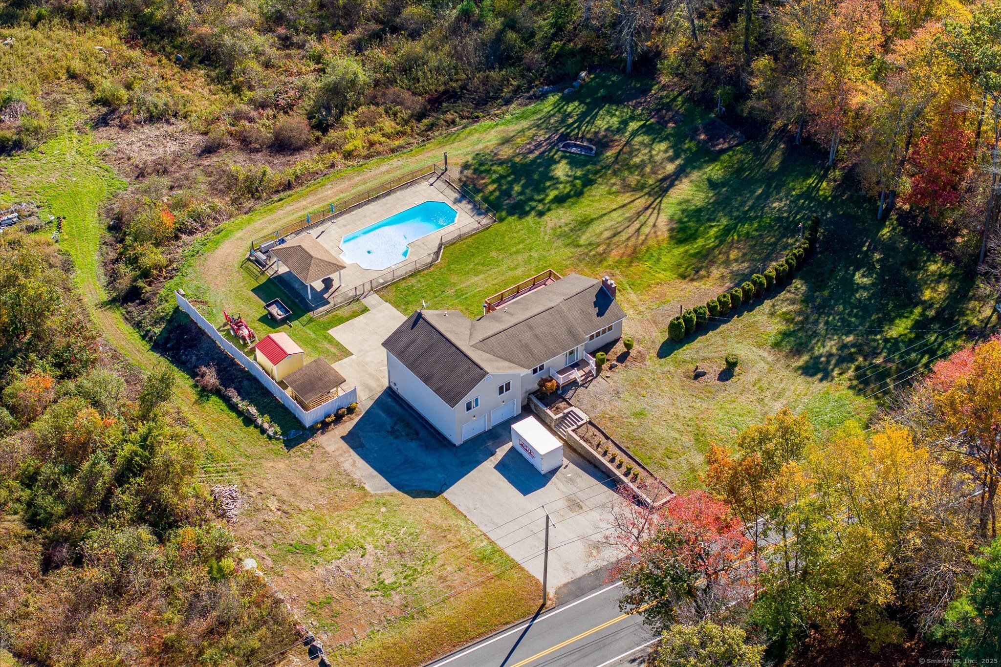 827 Thompson Road Thompson CT 06277