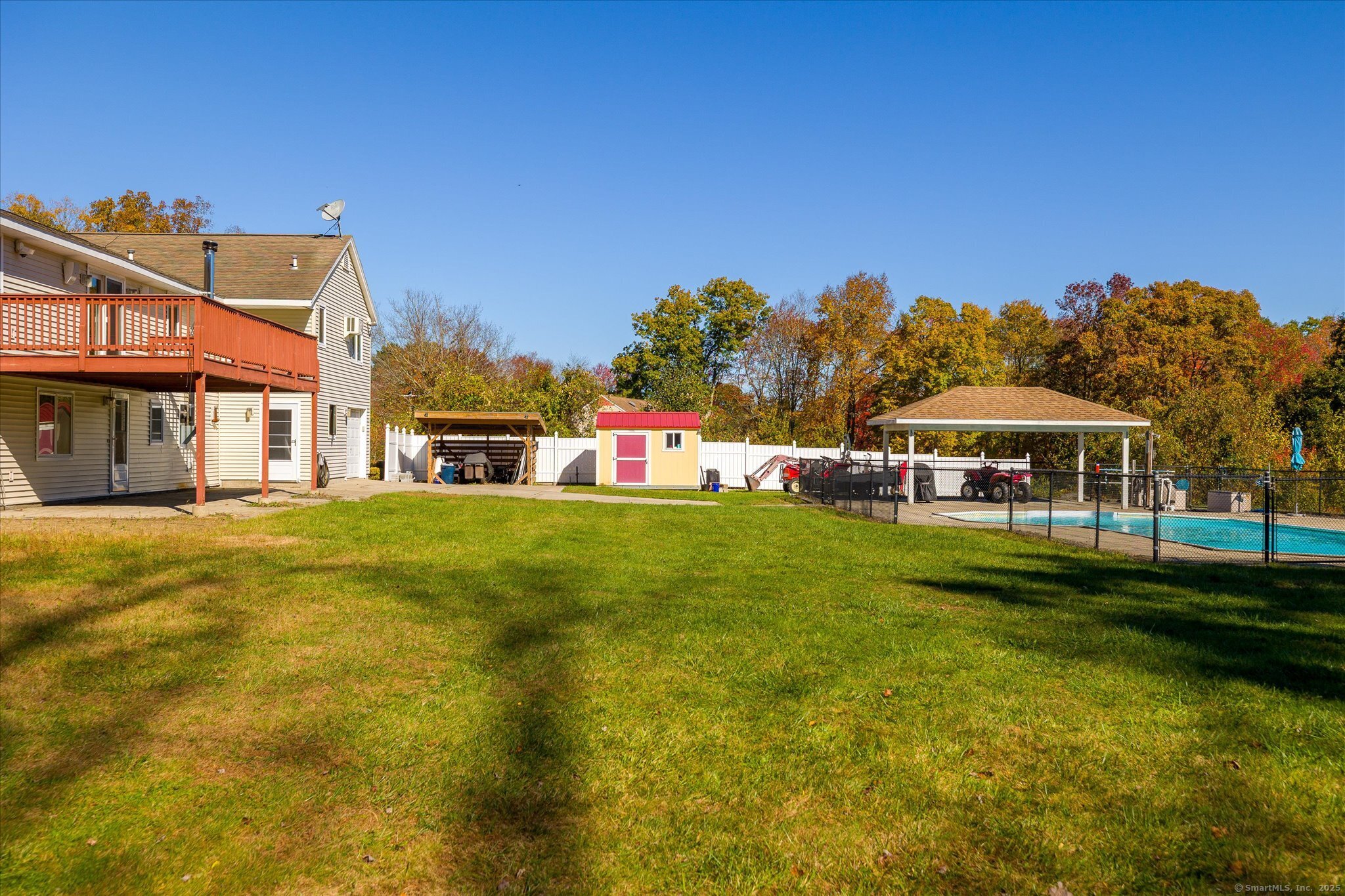 827 Thompson Road Thompson CT 06277