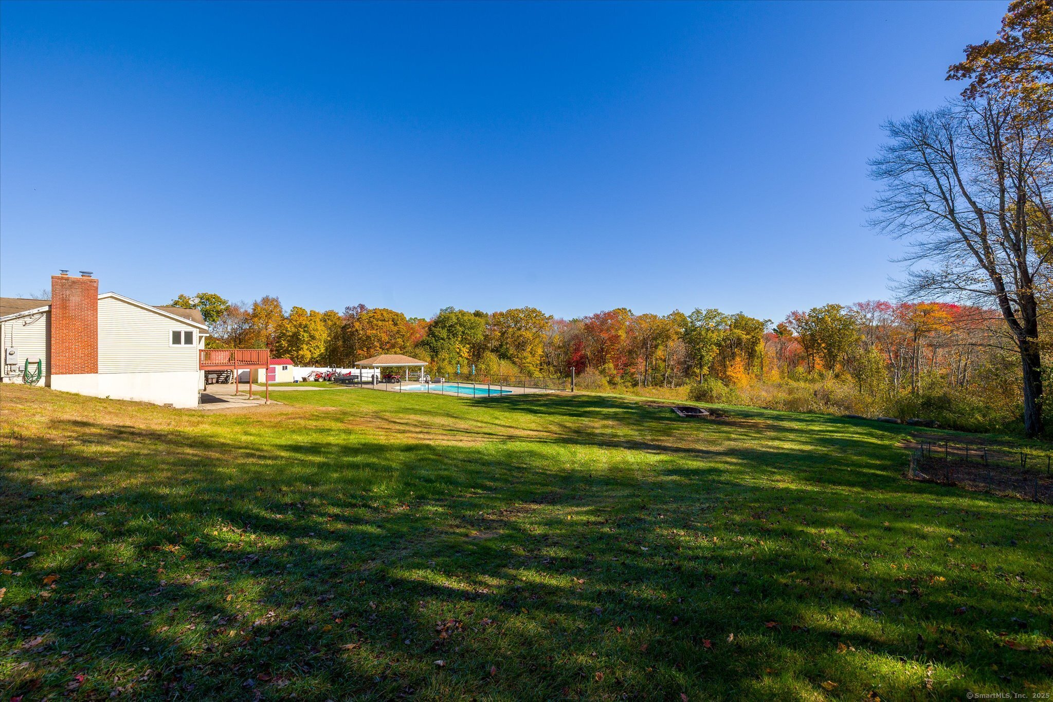 827 Thompson Road Thompson CT 06277