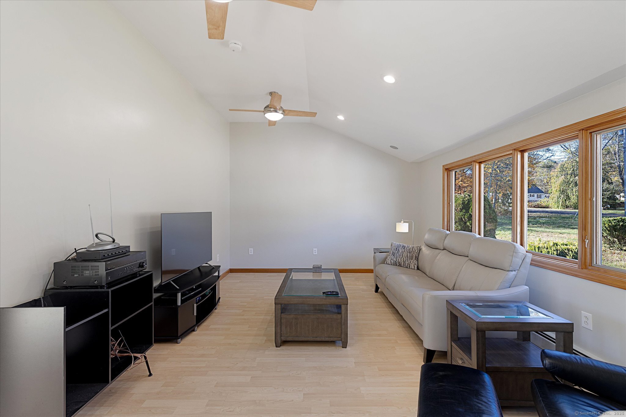 827 Thompson Road Thompson CT 06277