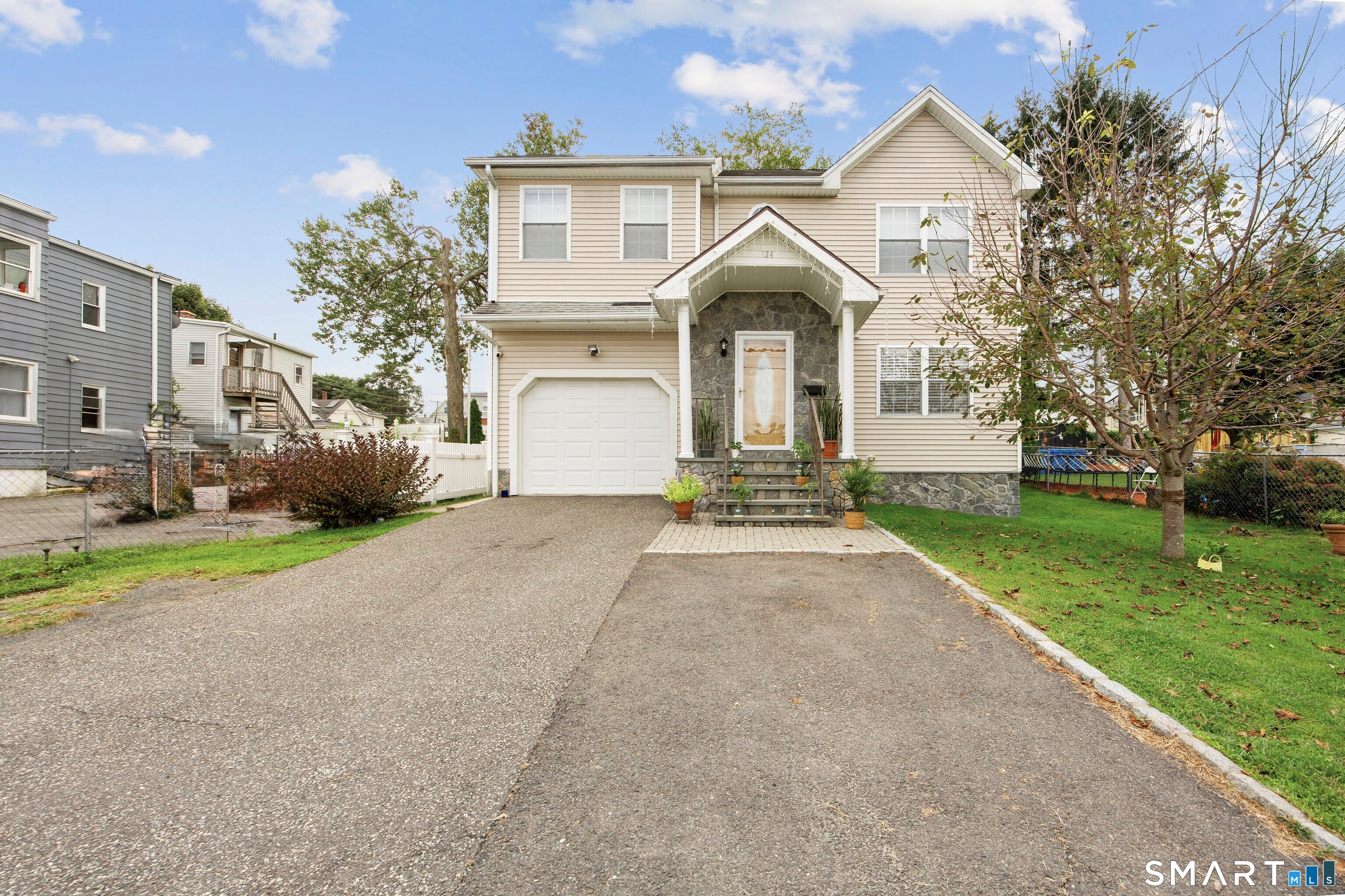 124 Russell Street Waterbury CT 06708