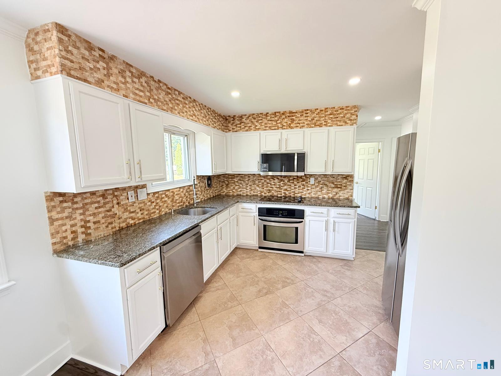 88 Fan Hill Road Monroe CT 06468