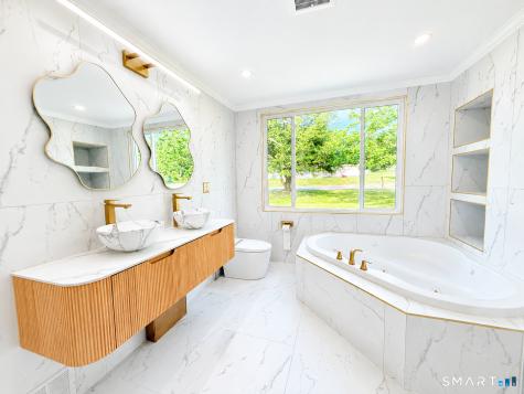88 Fan Hill Road Monroe CT 06468