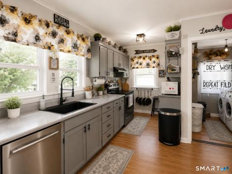 171 Old Norwich Road Waterford CT 06375