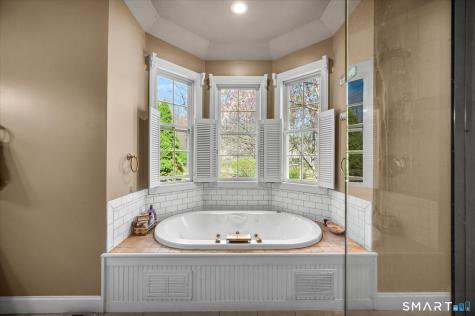 64 Charolais Way Burlington CT 06013