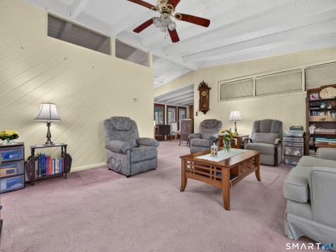 14 Perry Avenue Waterford CT 06385