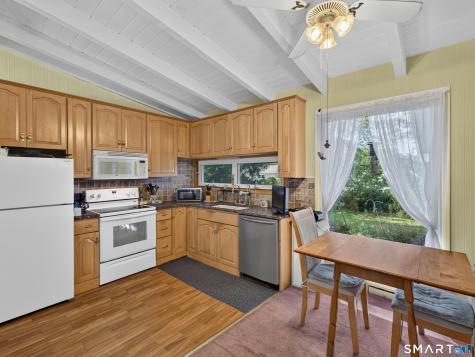 14 Perry Avenue Waterford CT 06385