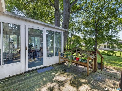 14 Perry Avenue Waterford CT 06385