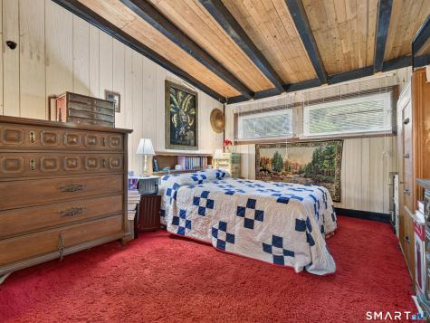 14 Perry Avenue Waterford CT 06385