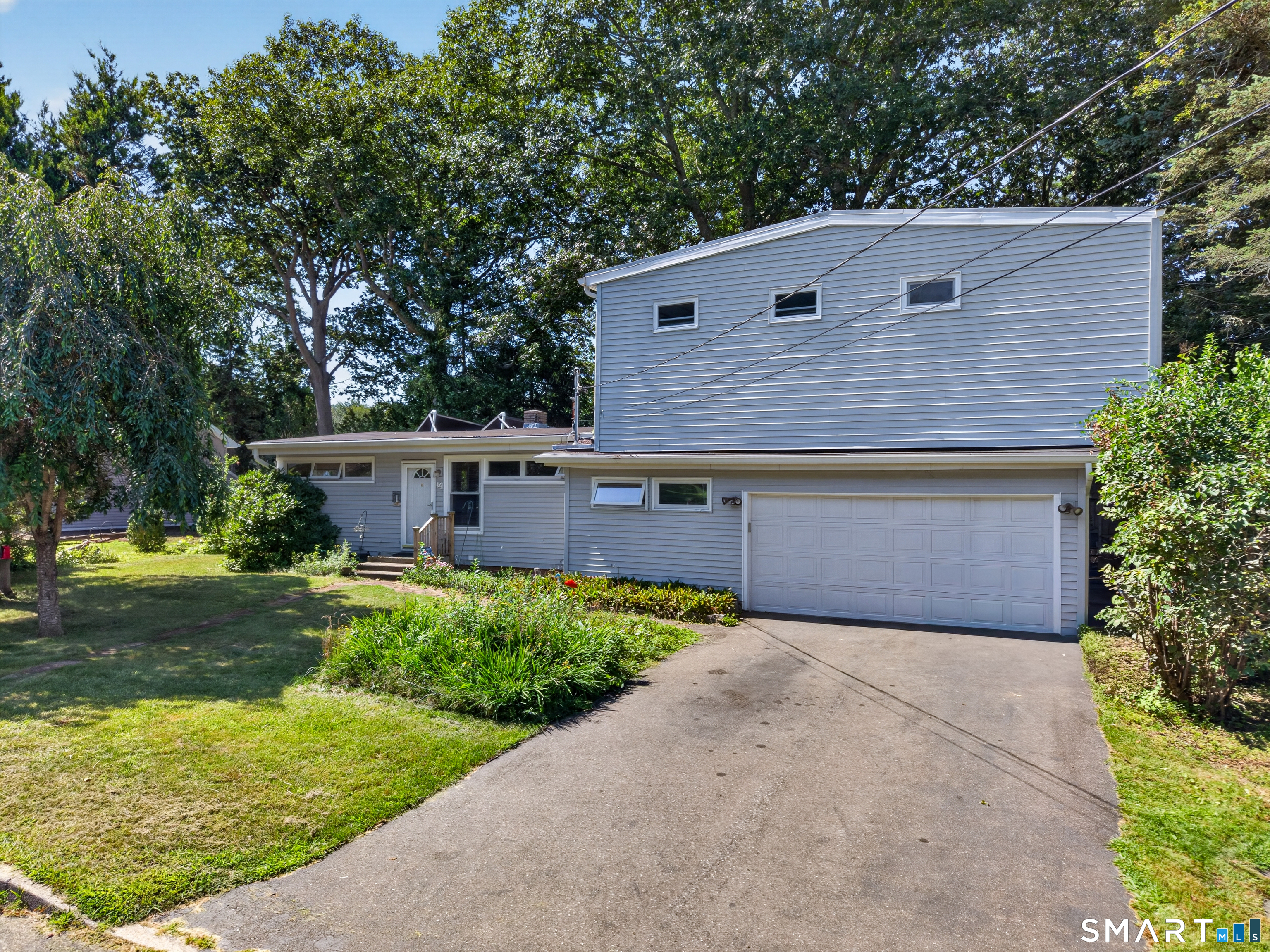 14 Perry Avenue Waterford CT 06385
