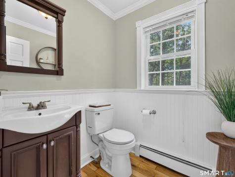 180 Pruett Place Montville CT 06370