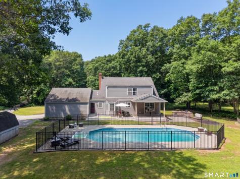 180 Pruett Place Montville CT 06370
