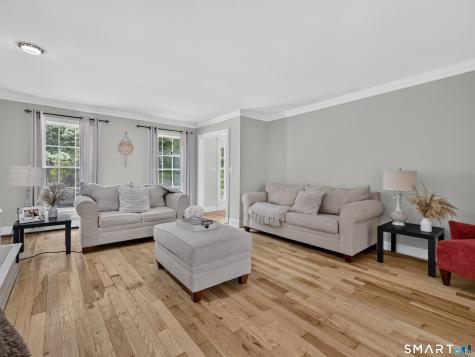 180 Pruett Place Montville CT 06370