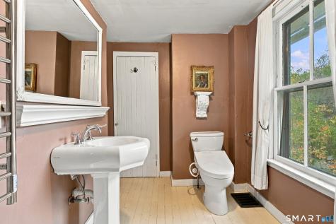 444 Leetes Island Road Guilford CT 06437