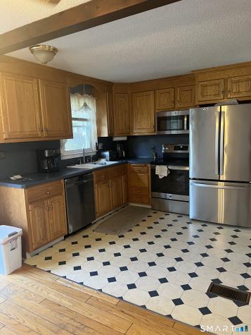 47 Robin Street Bristol CT 06010