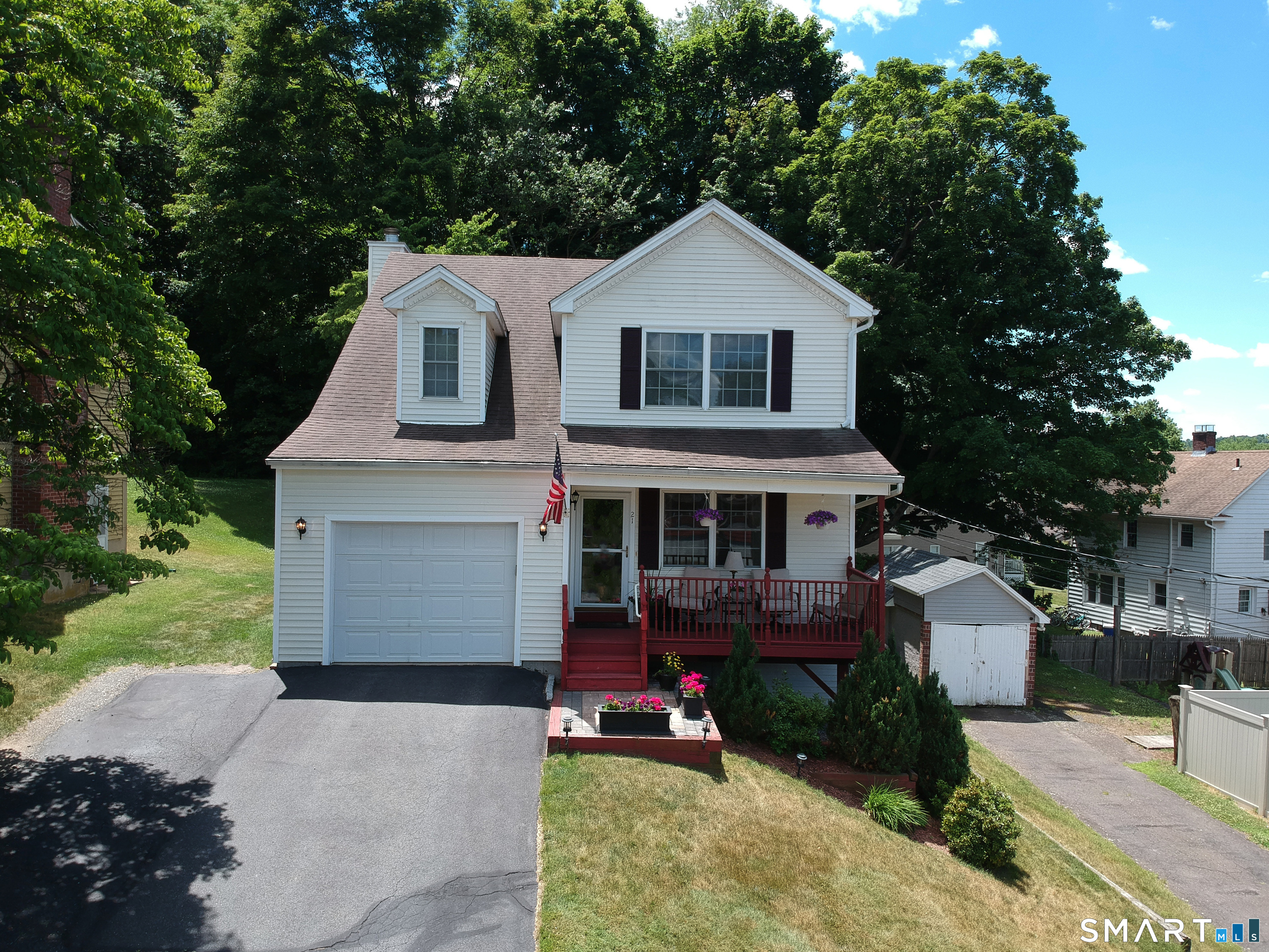 21 Hillcrest Avenue Meriden CT 06451