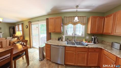 21 Hillcrest Avenue Meriden CT 06451