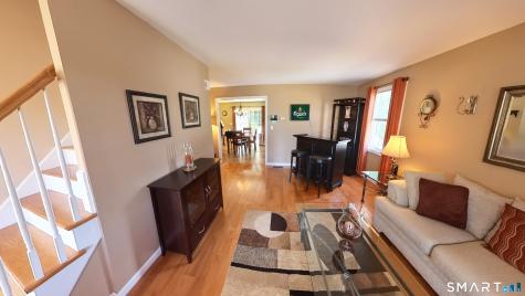 21 Hillcrest Avenue Meriden CT 06451