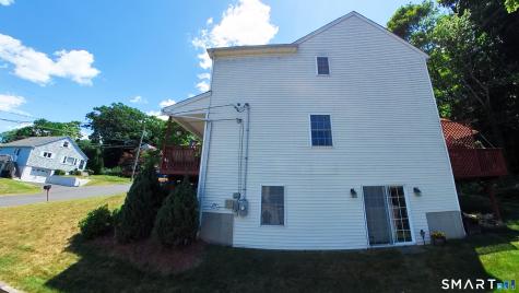 21 Hillcrest Avenue Meriden CT 06451