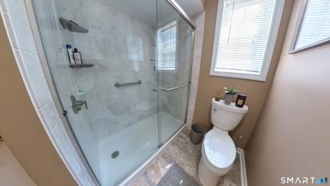 21 Hillcrest Avenue Meriden CT 06451