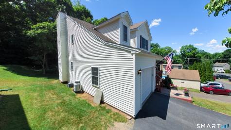 21 Hillcrest Avenue Meriden CT 06451