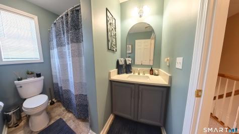 21 Hillcrest Avenue Meriden CT 06451