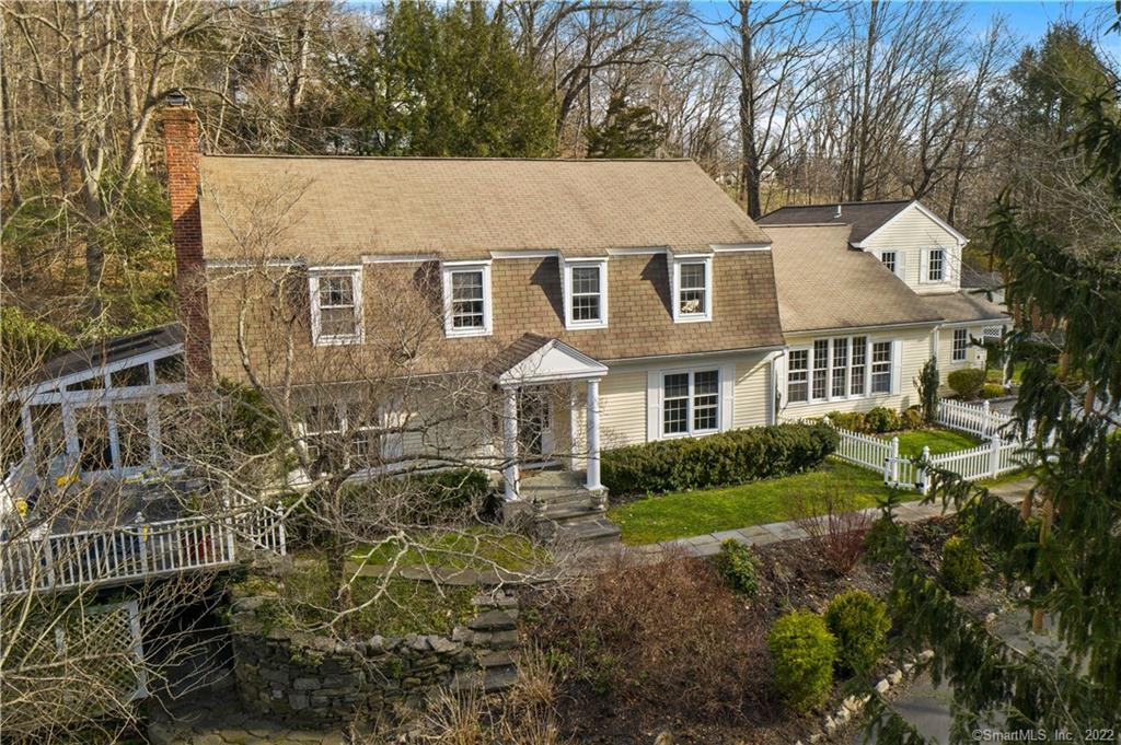 12 River Road Drive Essex CT 06426