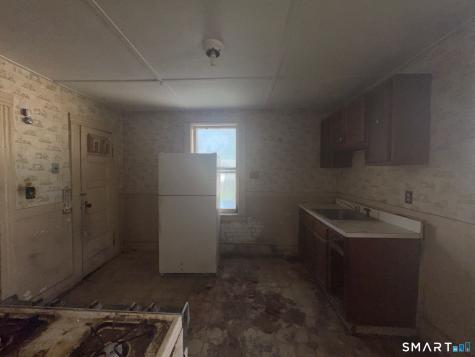 148 North Bishop Avenue Bridgeport CT 06610
