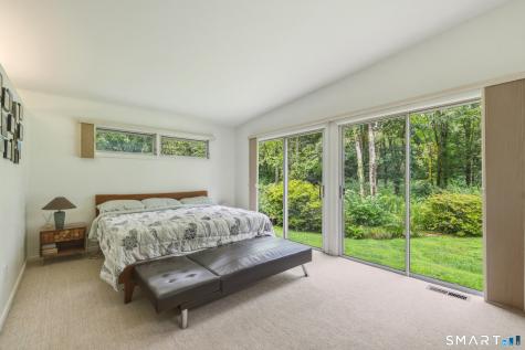 20 Crestview (Incl. 24 Crestview Dr.) Drive Woodbridge CT 06525