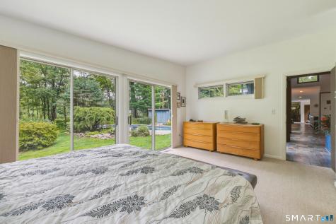20 Crestview (Incl. 24 Crestview Dr.) Drive Woodbridge CT 06525