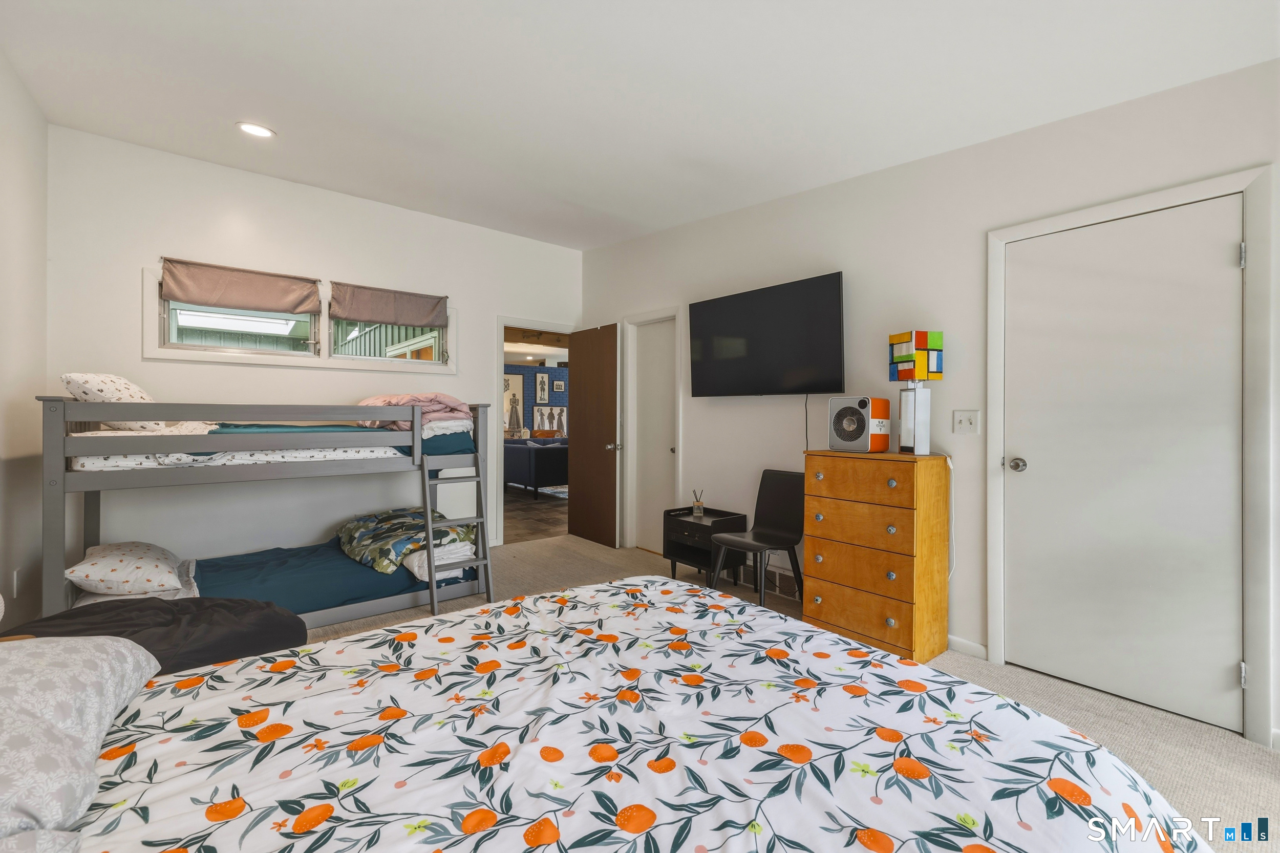 20 Crestview (Incl. 24 Crestview Dr.) Drive Woodbridge CT 06525