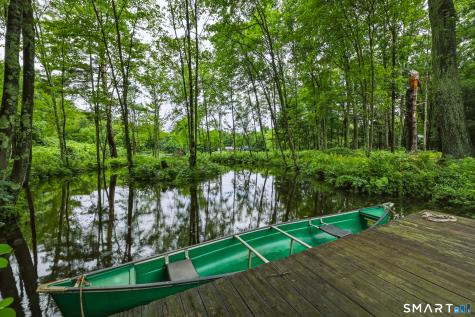 20 Crestview (Incl. 24 Crestview Dr.) Drive Woodbridge CT 06525
