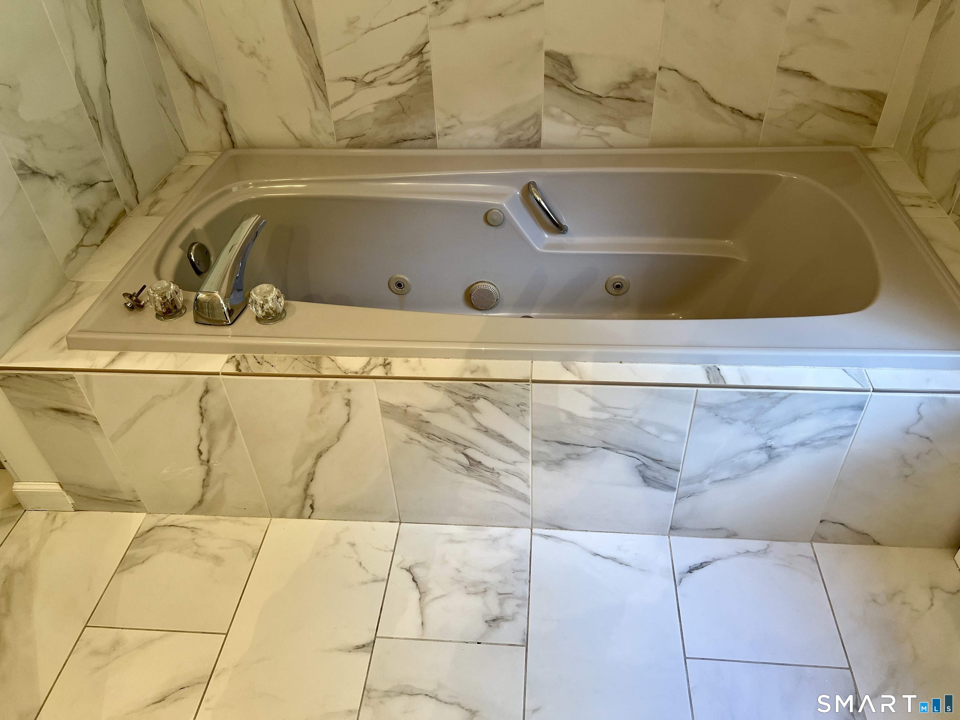 88 Lawlor Road Tolland CT 06084