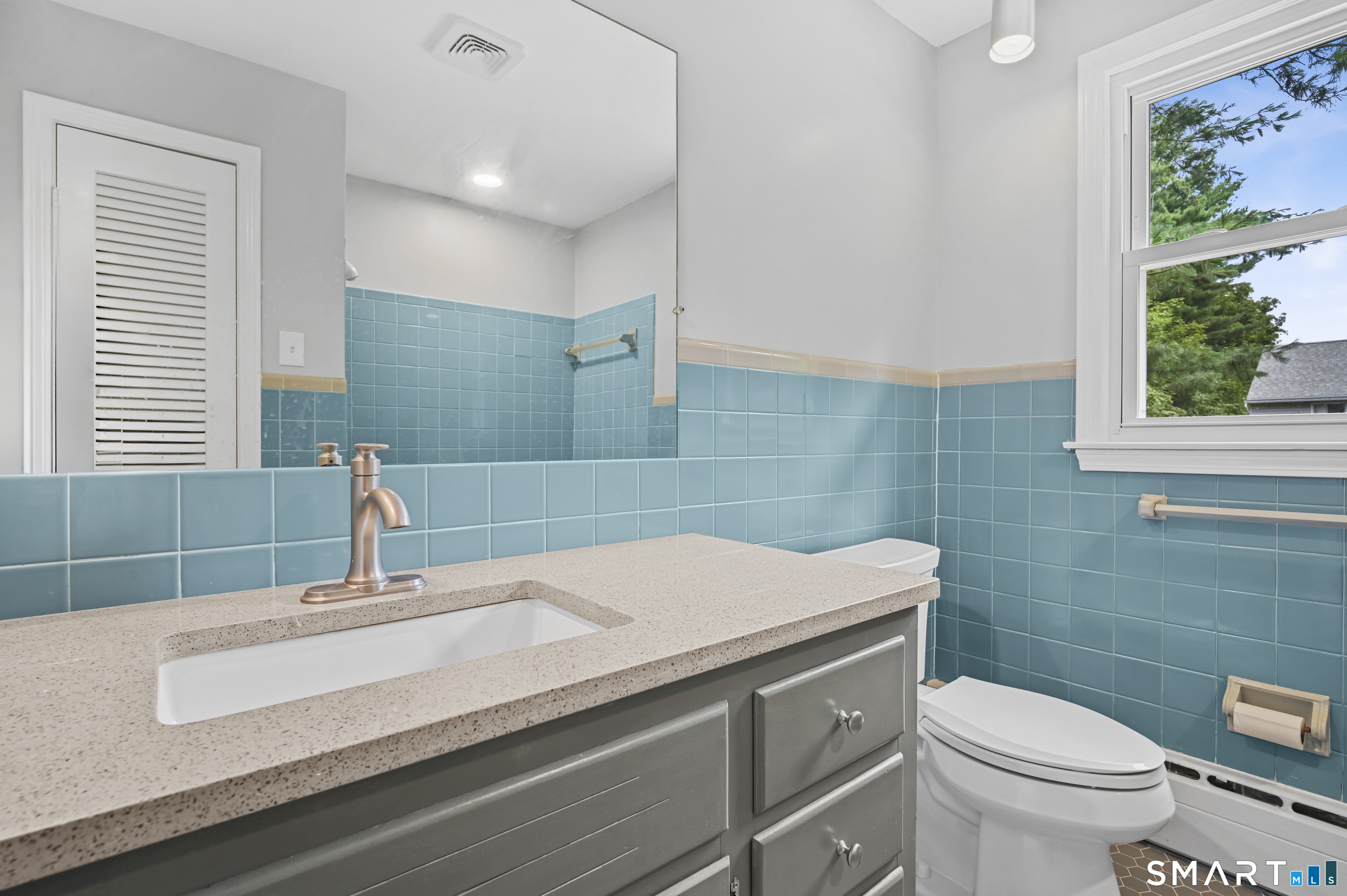 34 Davis Avenue Vernon CT 06066