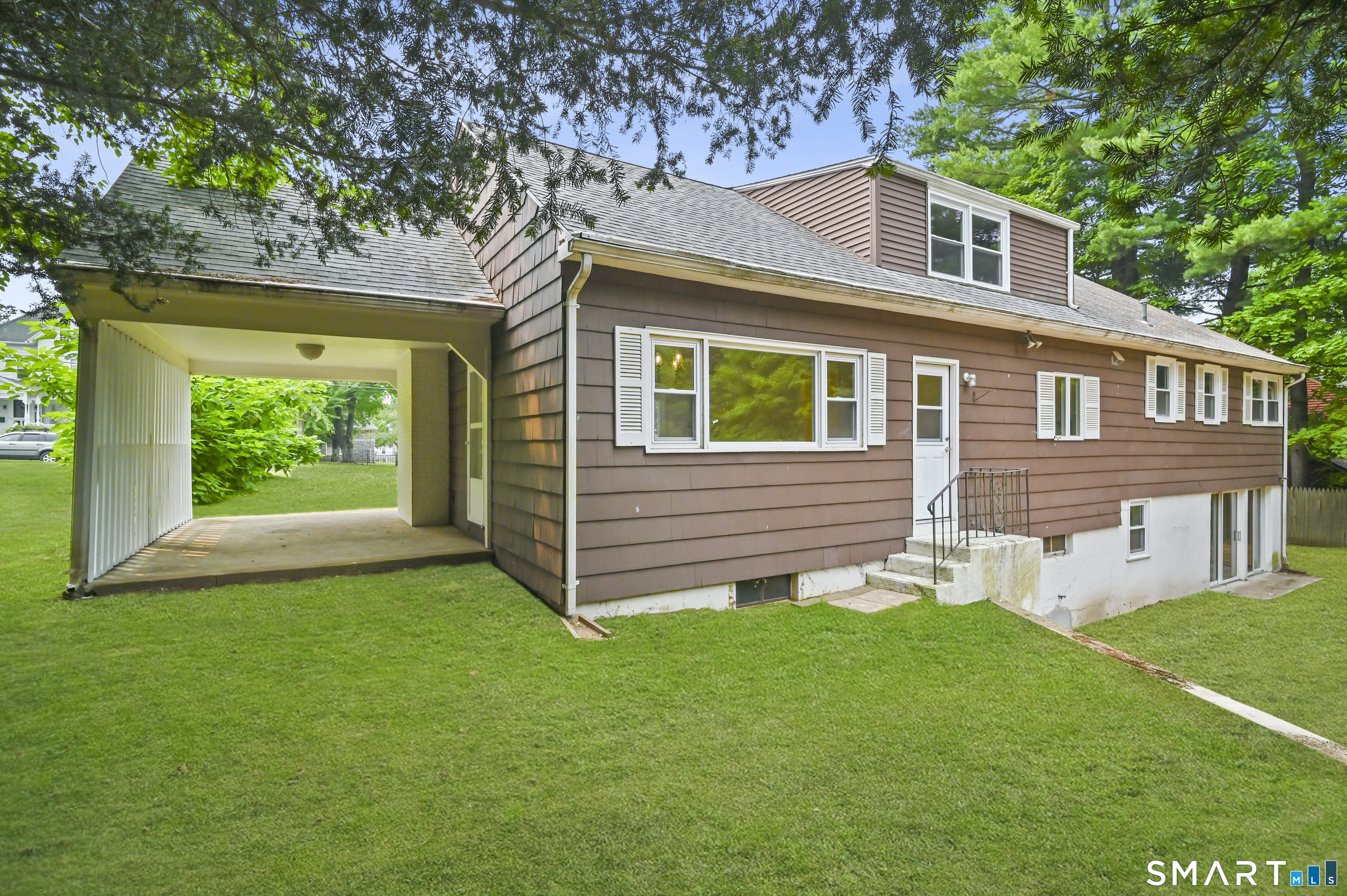 34 Davis Avenue Vernon CT 06066