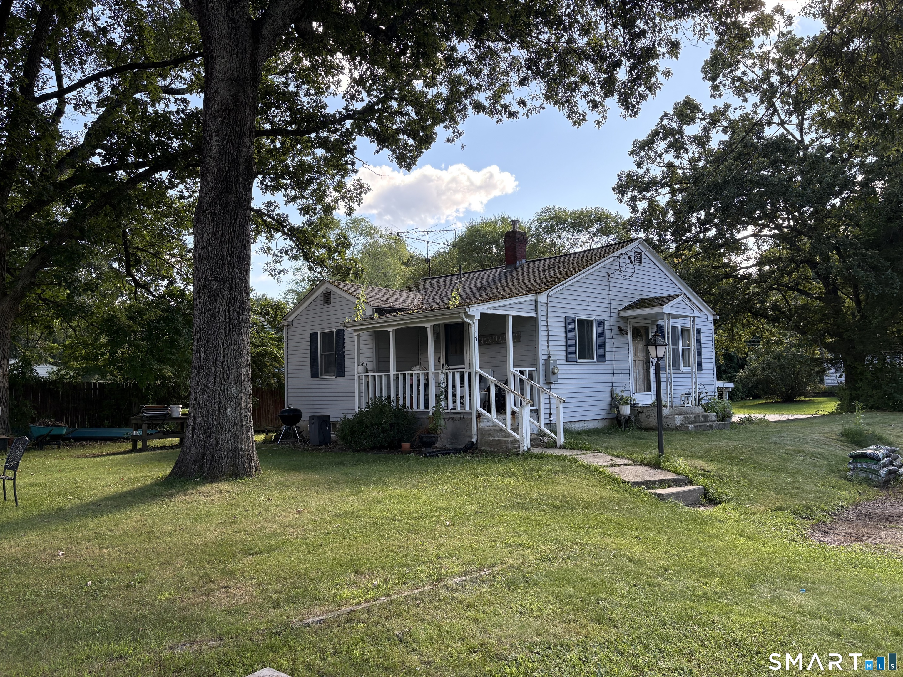 7 Cundall Street Brooklyn CT 06234