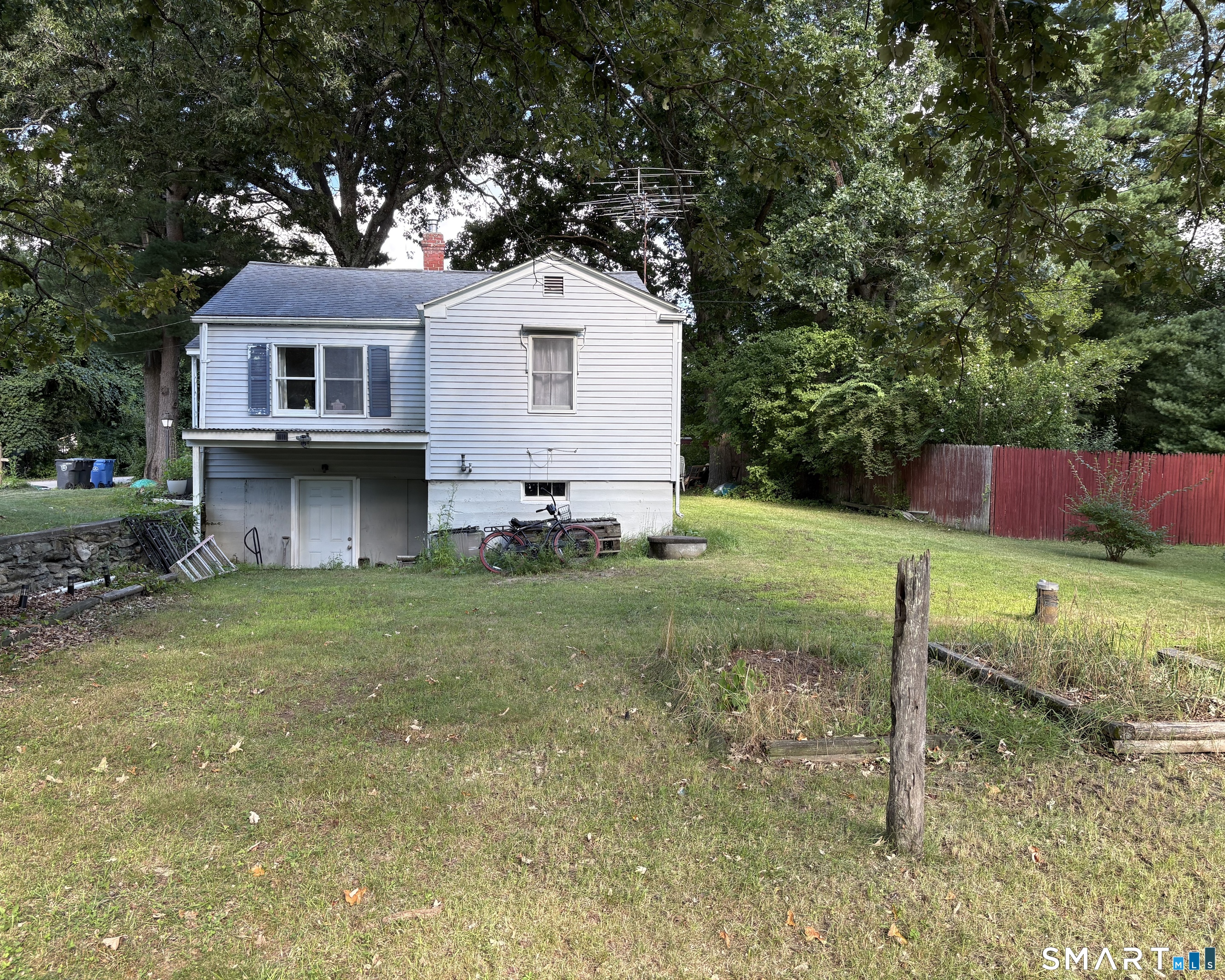 7 Cundall Street Brooklyn CT 06234