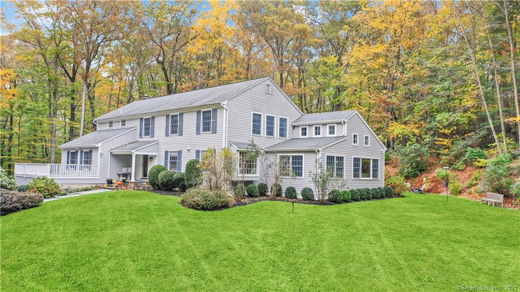 17 Treadwell Lane Weston CT 06883