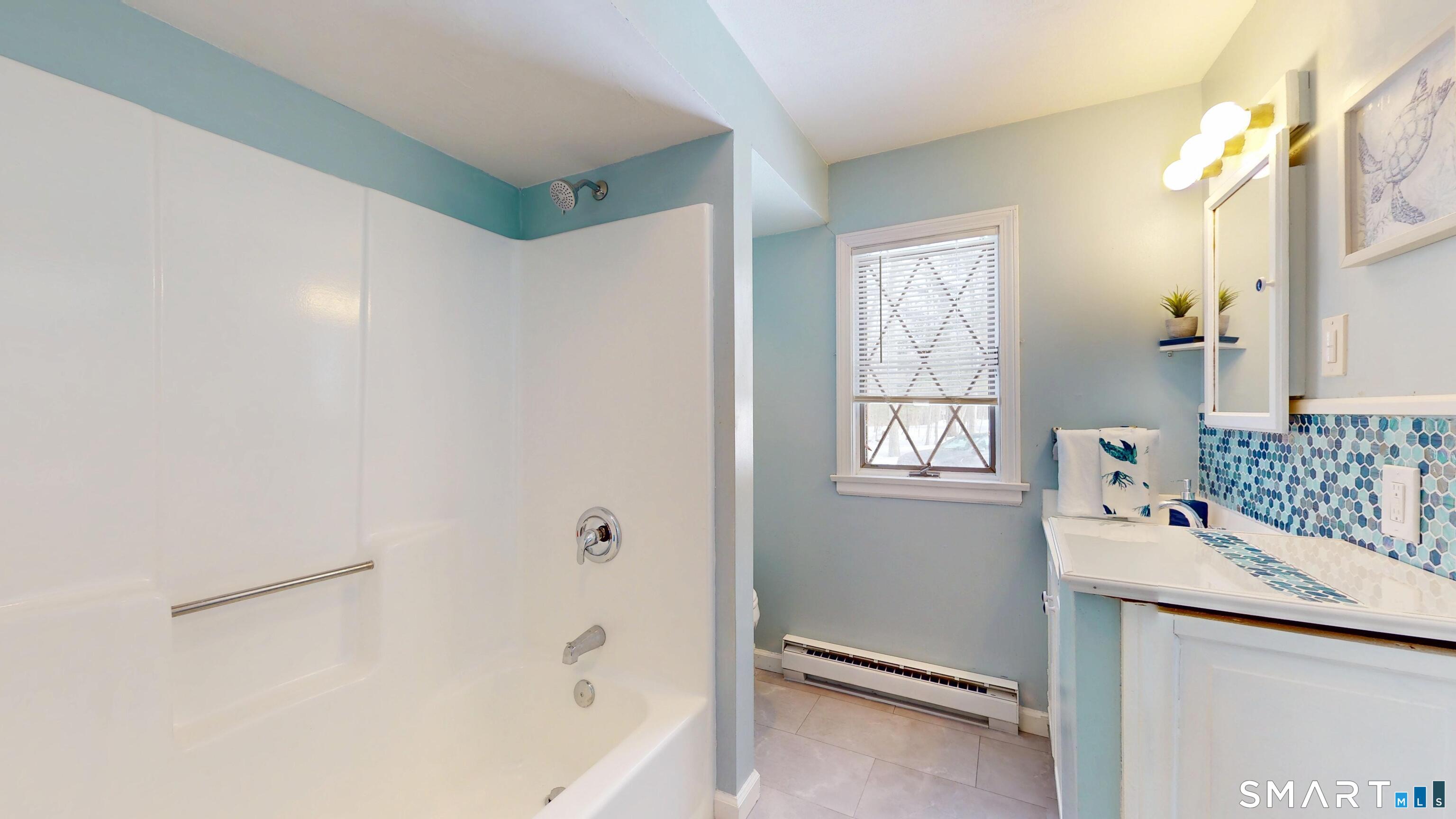 5 Williamsburg Road Marlborough CT 06447