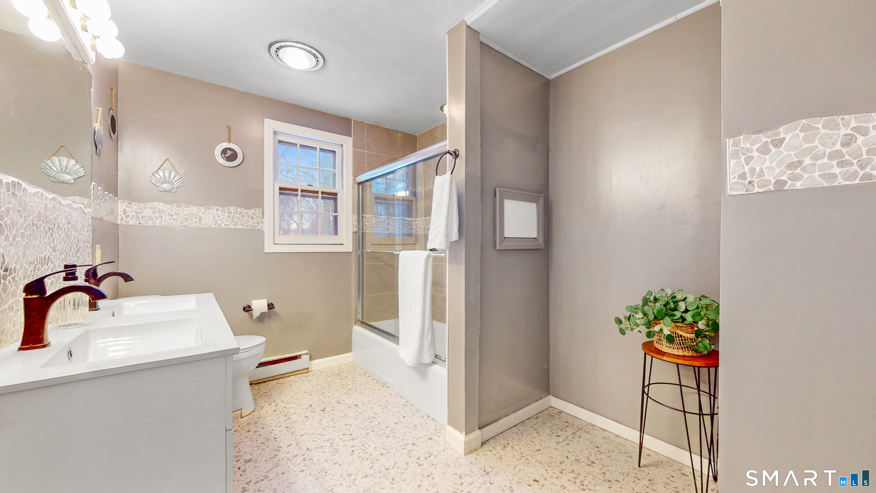 5 Williamsburg Road Marlborough CT 06447