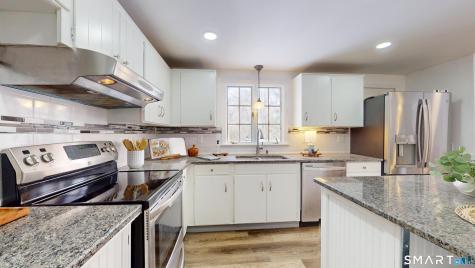 5 Williamsburg Road Marlborough CT 06447